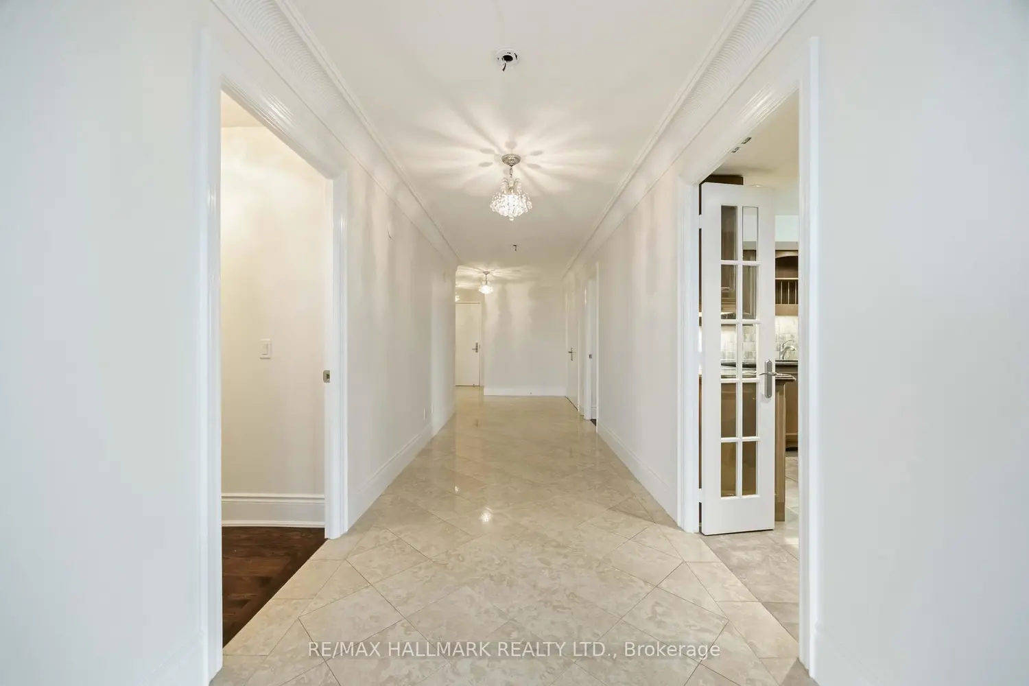 Additional image 15 of 80 Harrison Garden Boulevard 1821