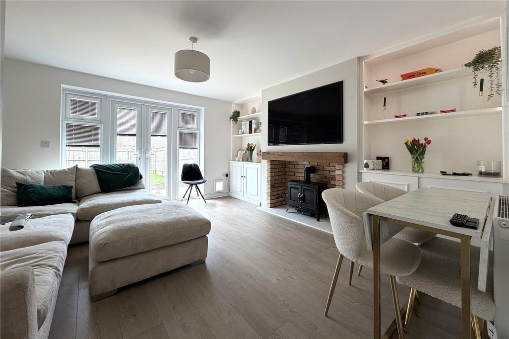 Additional image 2 of 2 bed semi-detached house for saleBrick Work Lane, Hook, Hampshire RG27