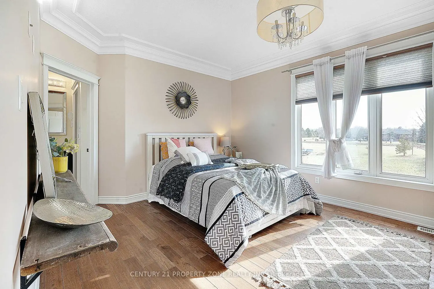 2 Harry Parker Place photo 5