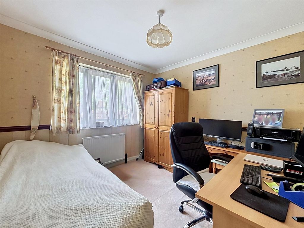 Additional image 16 of 3 bed detached house for saleCheyne Walk, Hornsea HU18