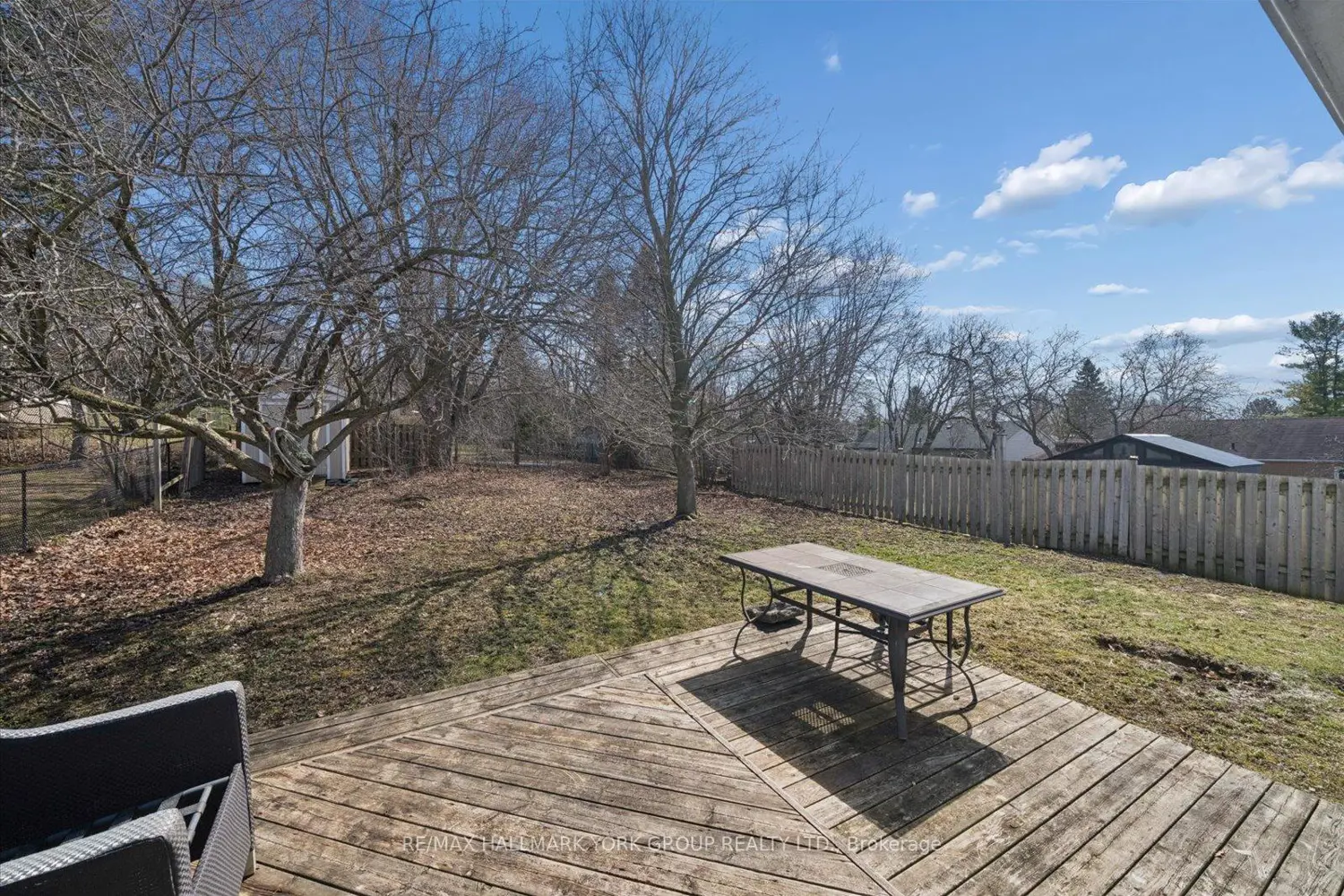 47 Holland River Boulevard photo 2