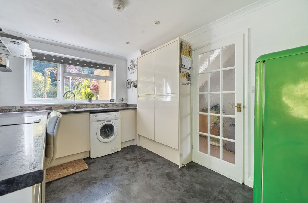 Additional image 7 of 3 bed semi-detached house for saleHaslemere, Surrey GU27