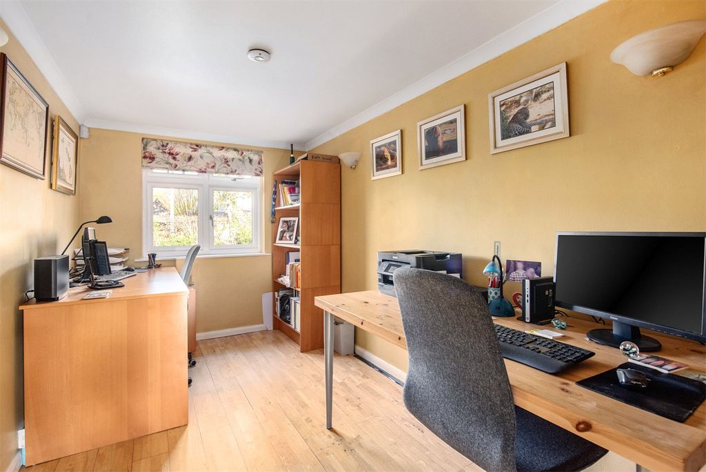Additional image 9 of 5 bed detached house for saleNewnham Road, Hook, Hampshire RG27