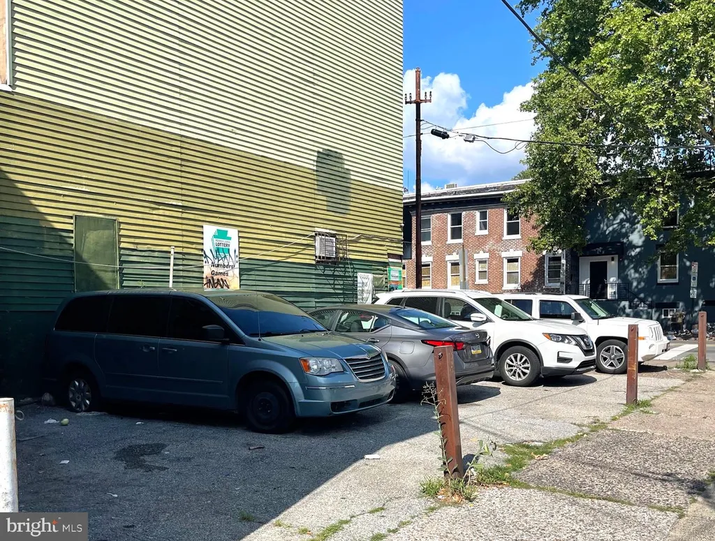 5001 N Broad Street, Philadelphia, PA 19141