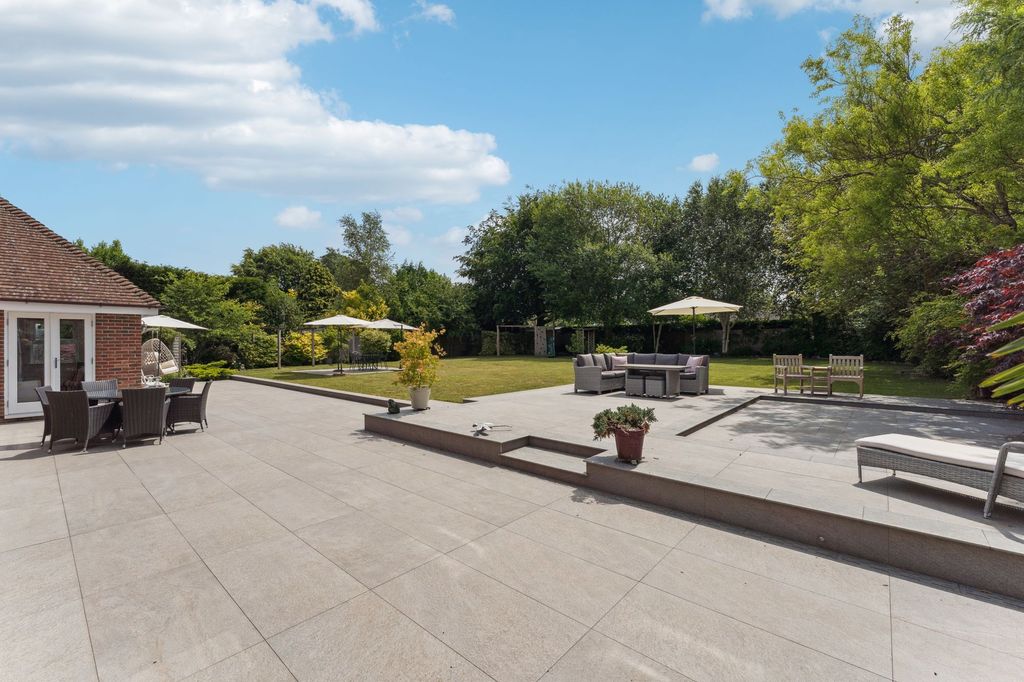 5 bed detached house for saleGreys Road, Henley-On-Thames RG9