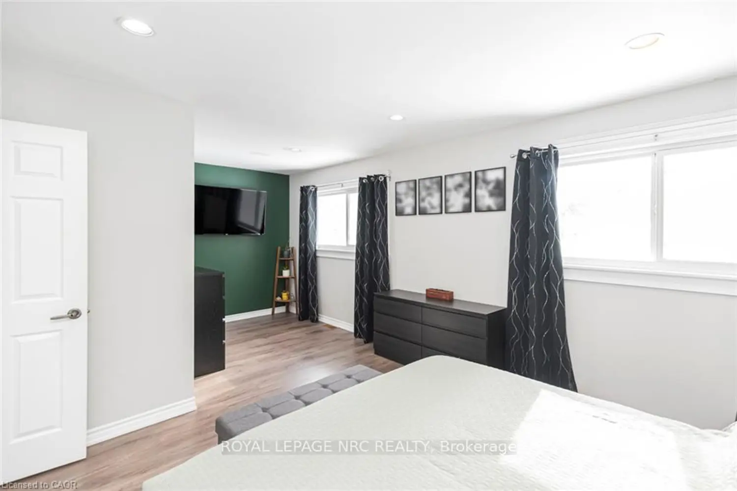 Additional image 17 of 11685 Burnaby Road