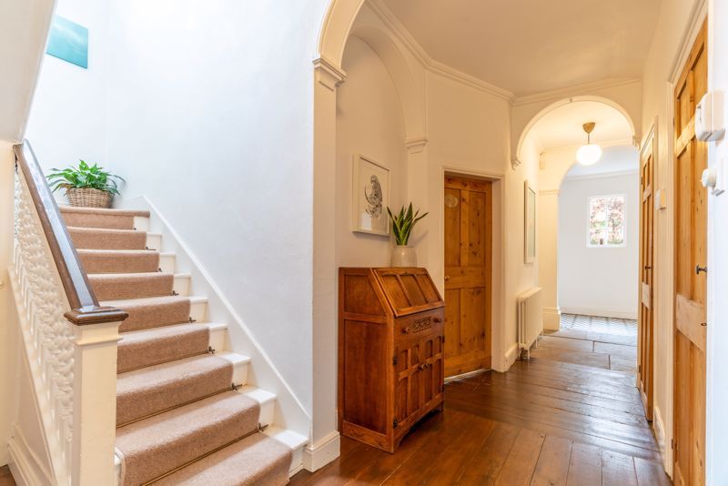 Additional image 3 of 7 bed property for saleSt Andrews Street, Hertford SG14