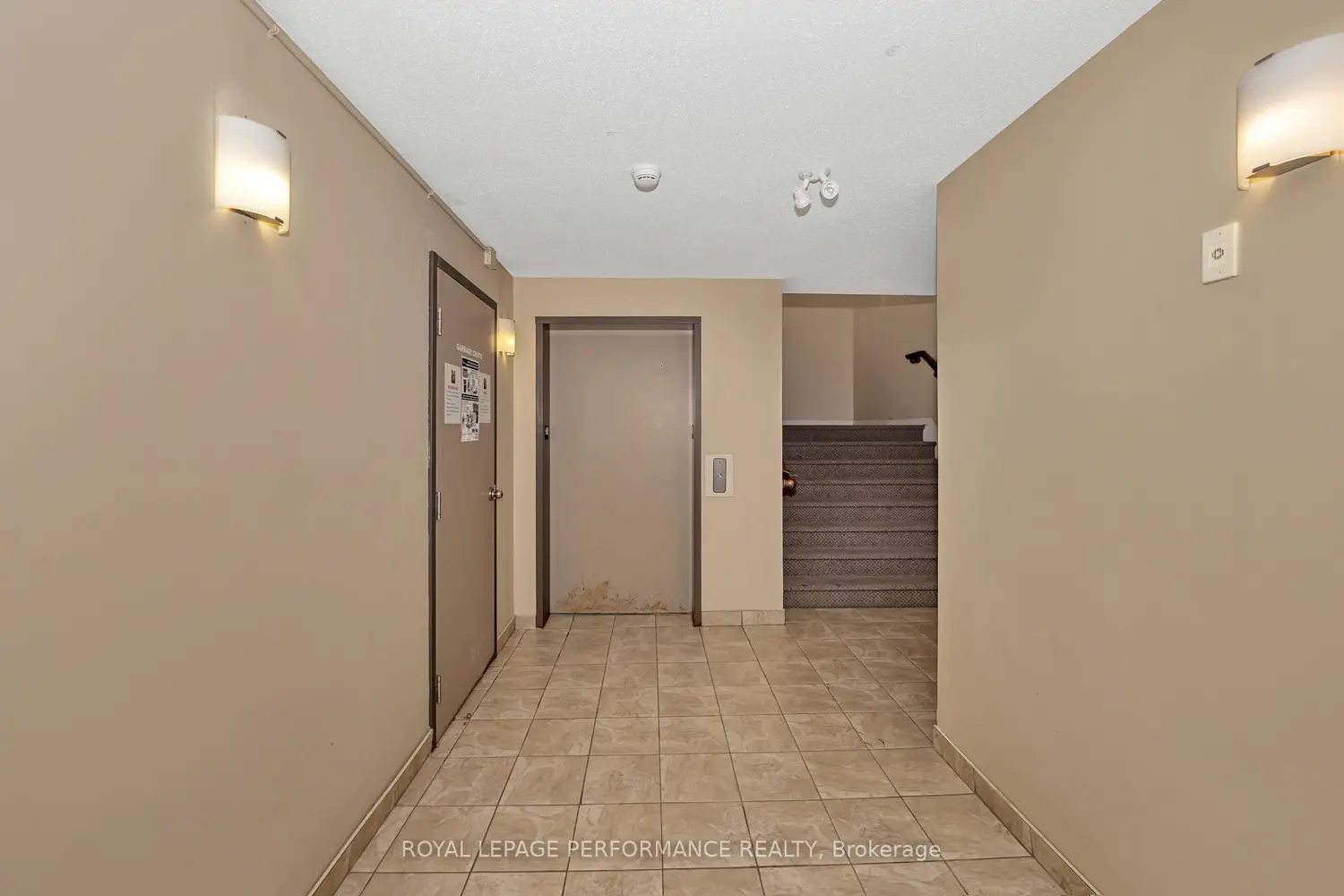 1921 St Joseph Boulevard 203 photo 4