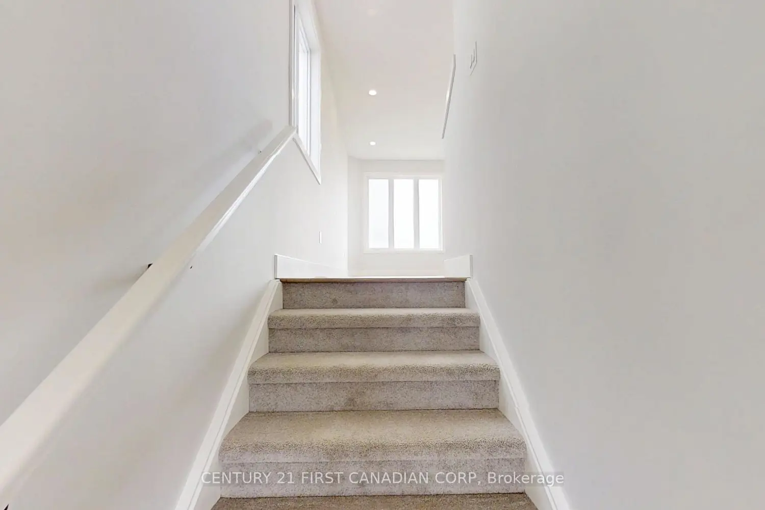 1221 Tulloch Avenue photo 4