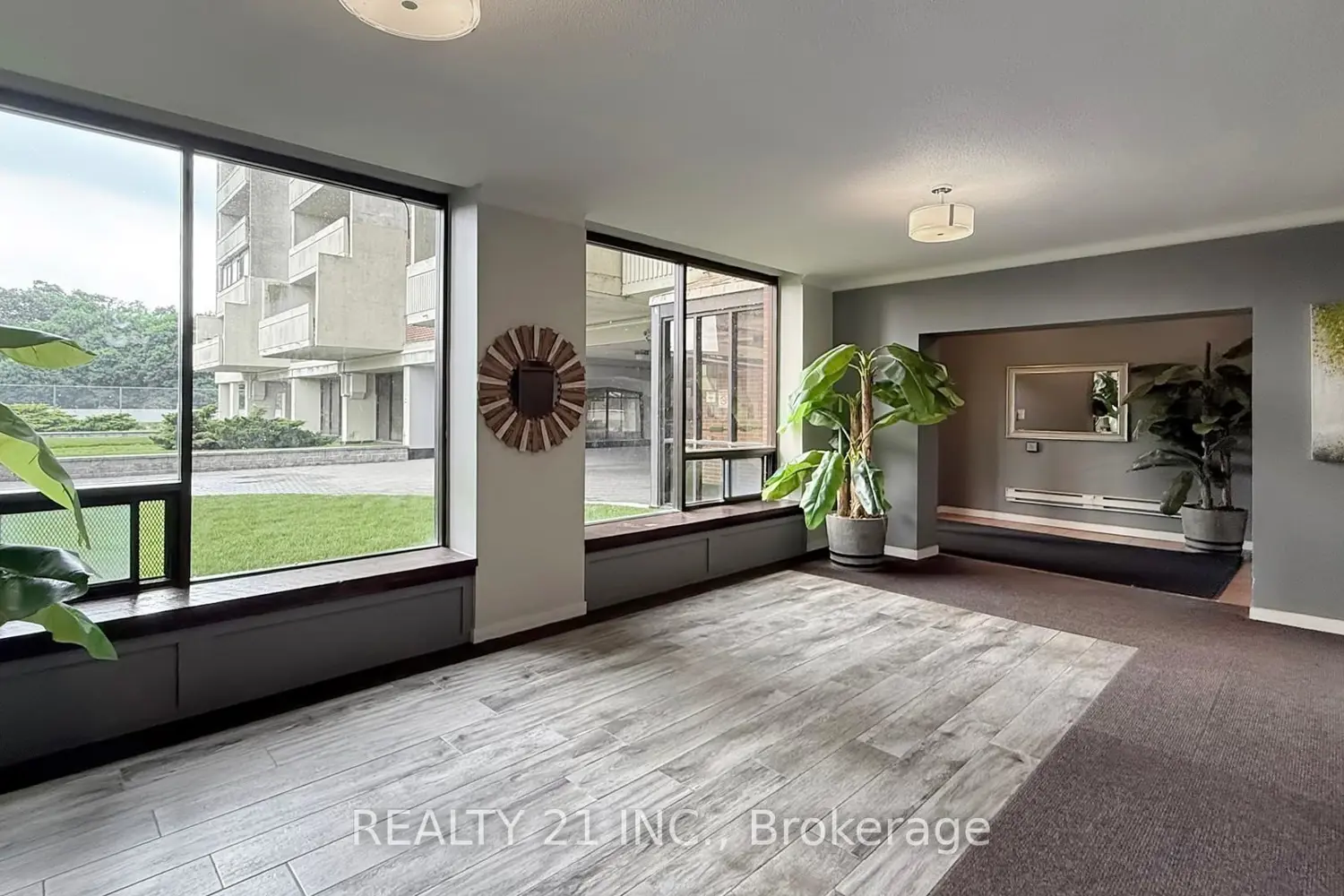 5 Massey Square 2103