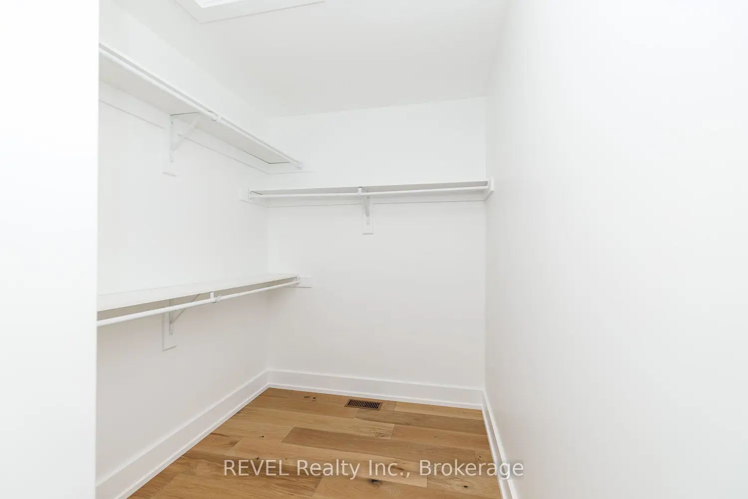 Additional image 9 of 1129 Dipietro Street