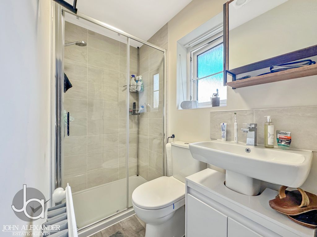 Additional image 15 of 4 bed detached house for salePrimrose Avenue, Dovercourt CO12