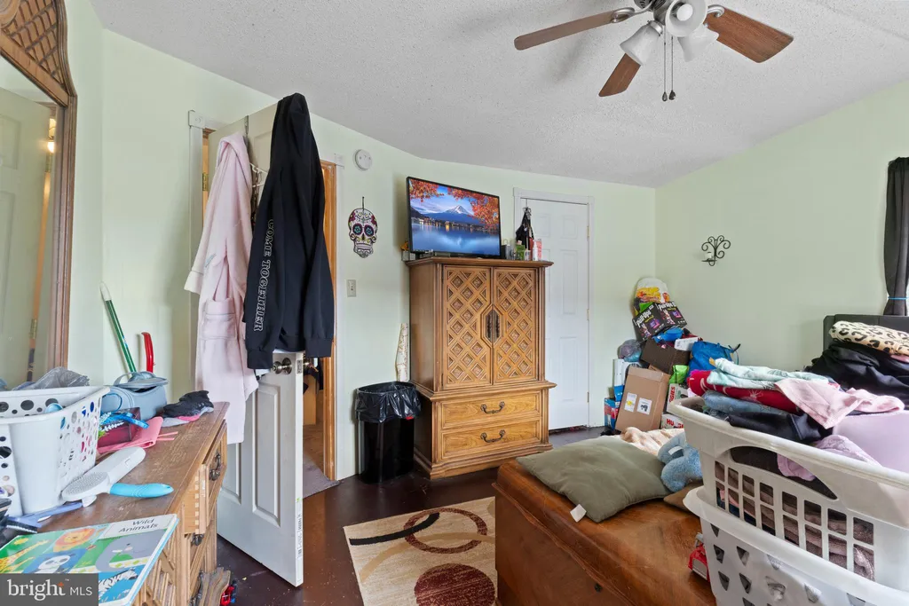 Additional image 24 of 817 Grant Street, Pottsville, PA 17901