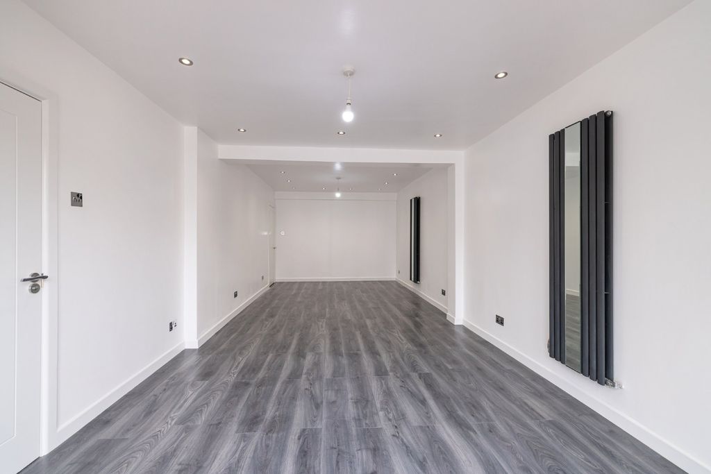 Additional image 6 of 5 bed semi-detached house for saleNelson Road, Hounslow TW3