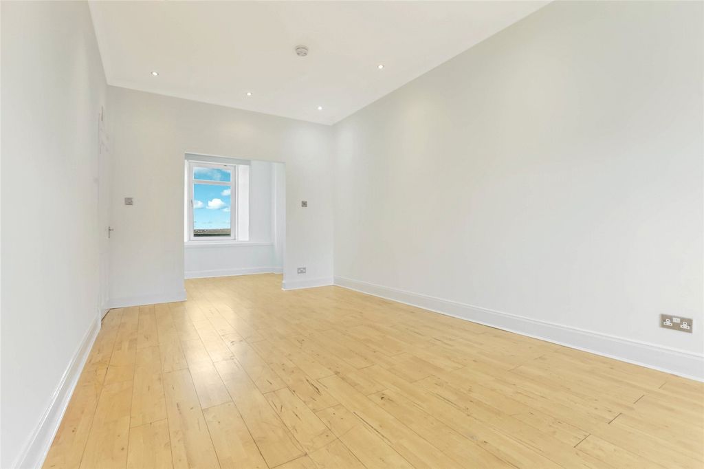 Additional image 4 of 2 bed flat for saleCadzow Street, Hamilton, South Lanarkshire ML3