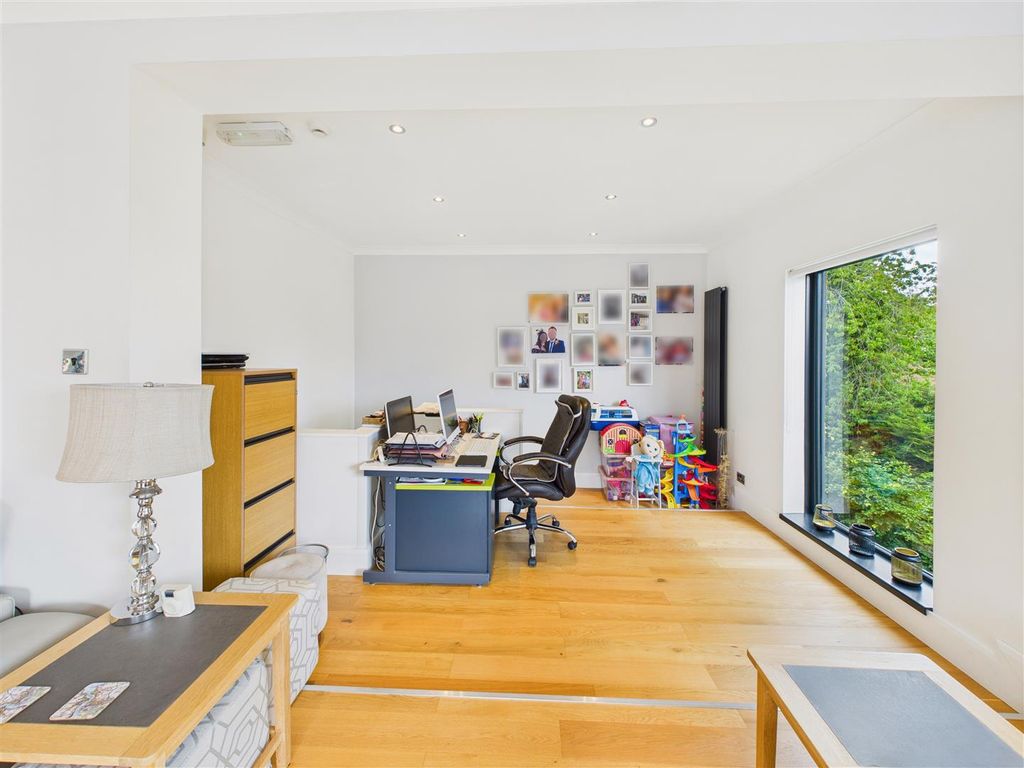 Additional image 10 of 5 bed detached house for saleRedcliff Road, Hessle HU13