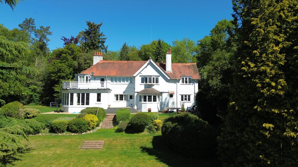 Additional image 26 of 8 bed detached house for saleHarpsden Bottom, Harpsden, Henley-On-Thames, Oxfordshire RG9