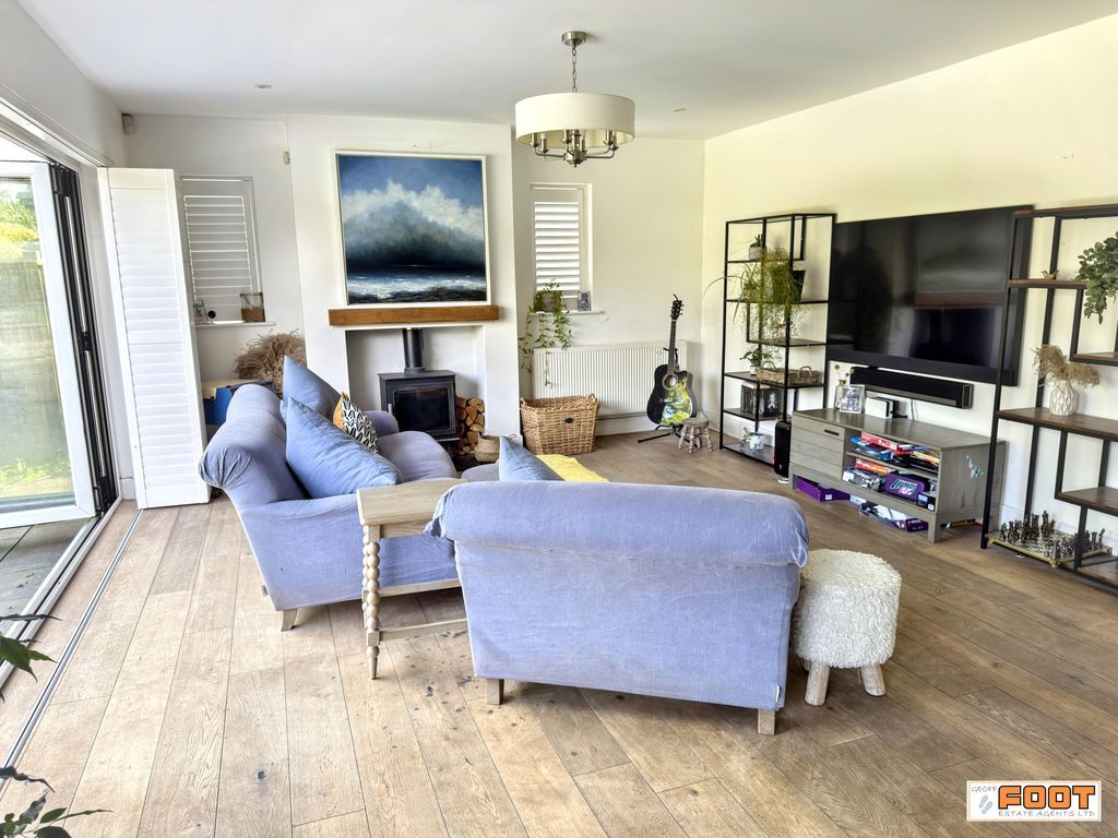 Additional image 2 of 5 bed detached house for saleHollow Lane, Hayling Island PO11