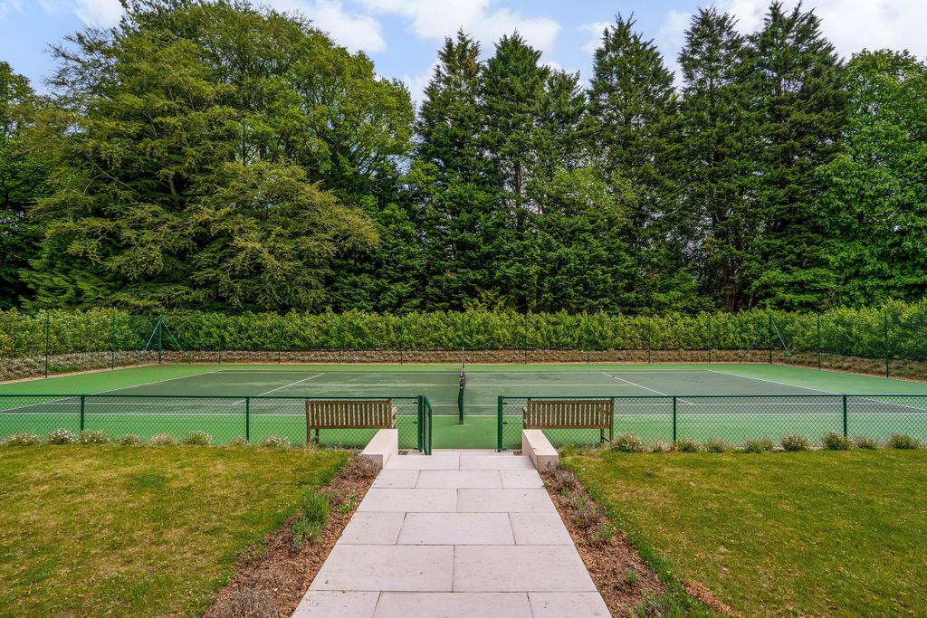 Additional image 8 of 5 bed property for saleDanley Lane, Haslemere, Surrey GU27