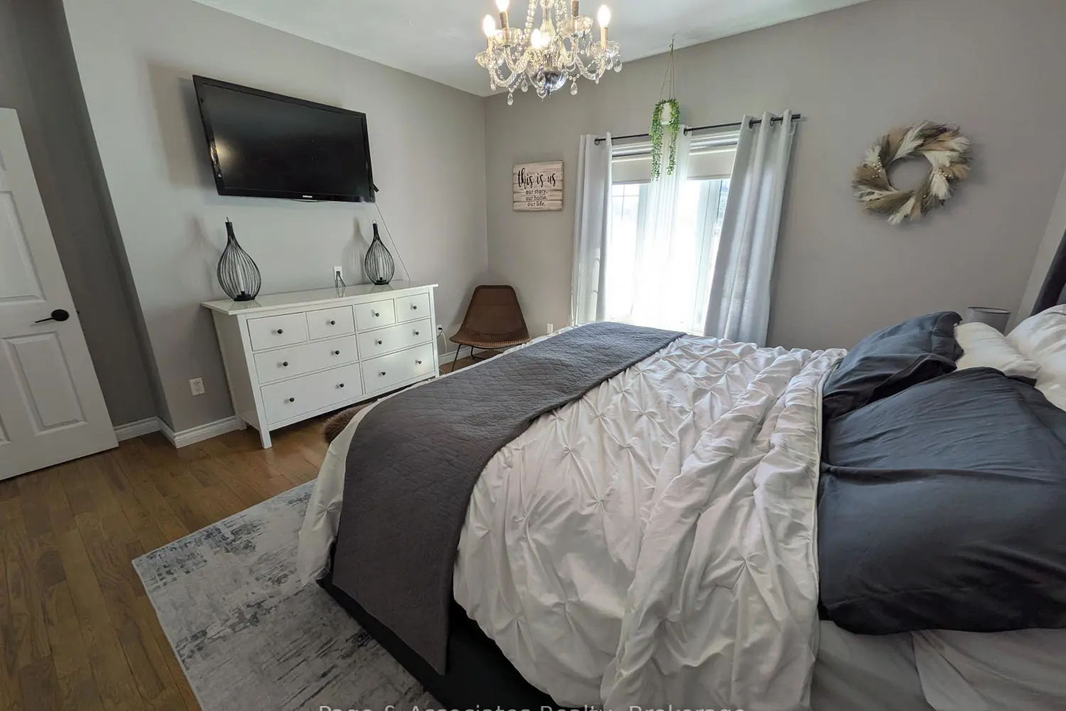 933 Arcand Road photo 5