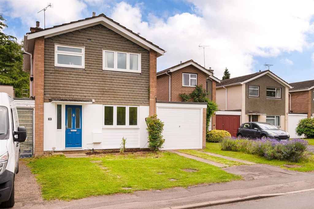 3 bed link detached house for saleElizabeth Road, Henley-On-Thames RG9