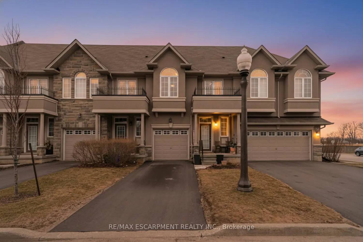 370 Stonehenge Drive 13