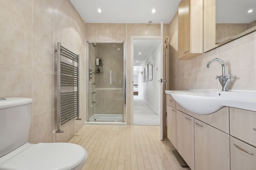 Additional image 24 of 5 bed detached house for salePenny Croft, Harpenden AL5