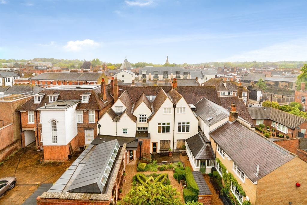 Additional image 8 of 2 bed flat for saleBircherley Green, Hertford SG14