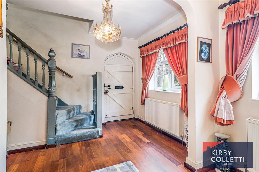 Additional image 16 of 4 bed semi-detached house for saleGoose Green, Hoddesdon EN11
