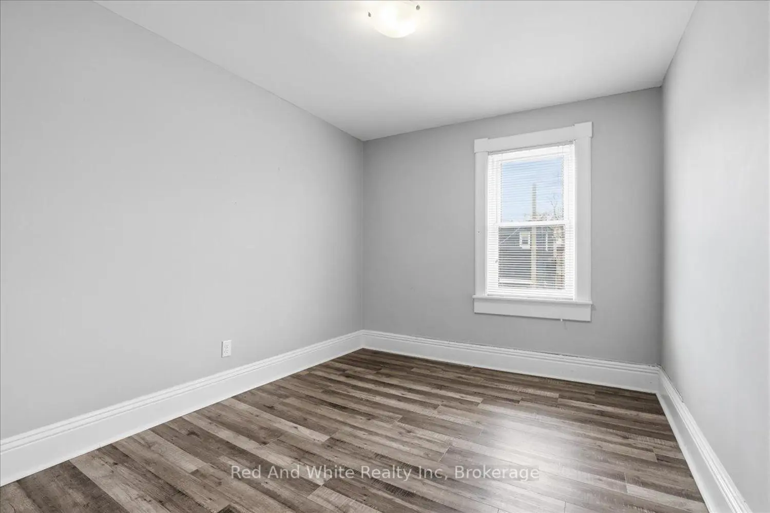 Additional image 11 of 12 Todd Street