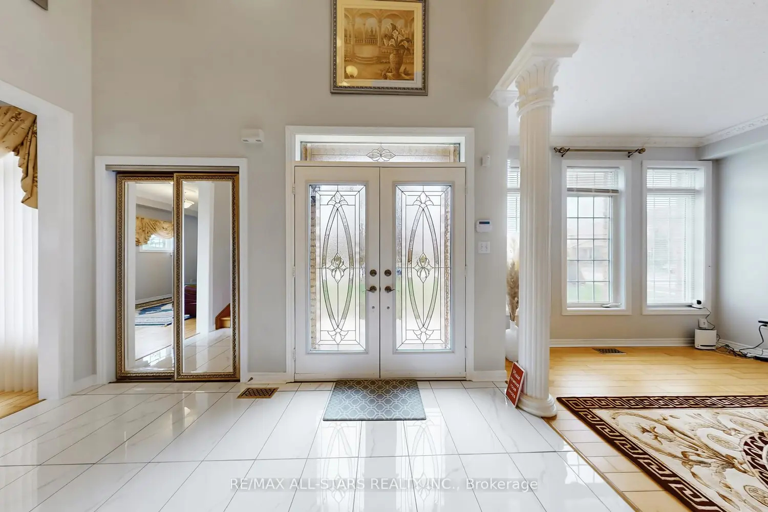 75 Gloria Crescent photo 3