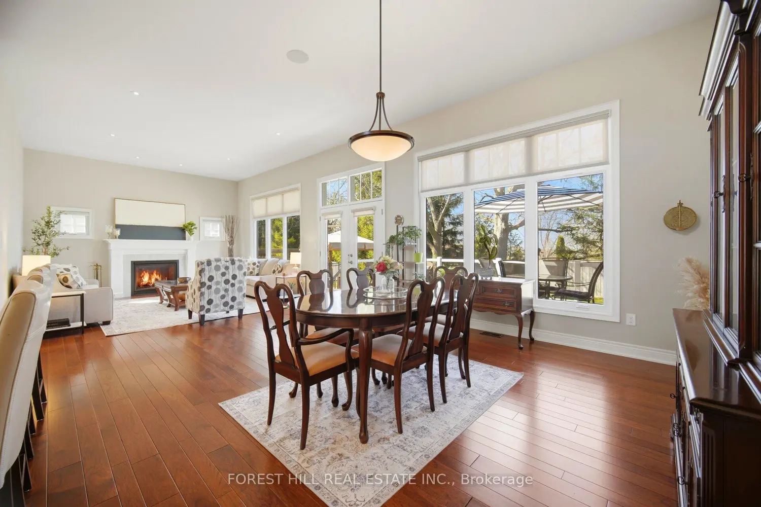 51 Stoneridge Crescent photo 3