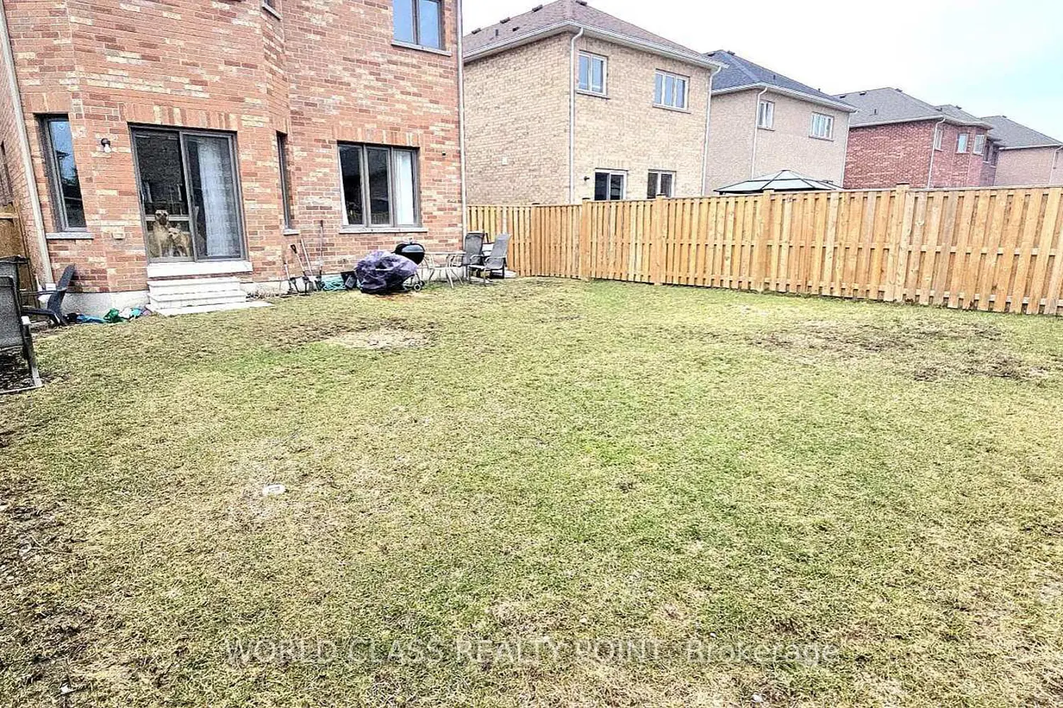 97 Terry Clayton Avenue photo 4