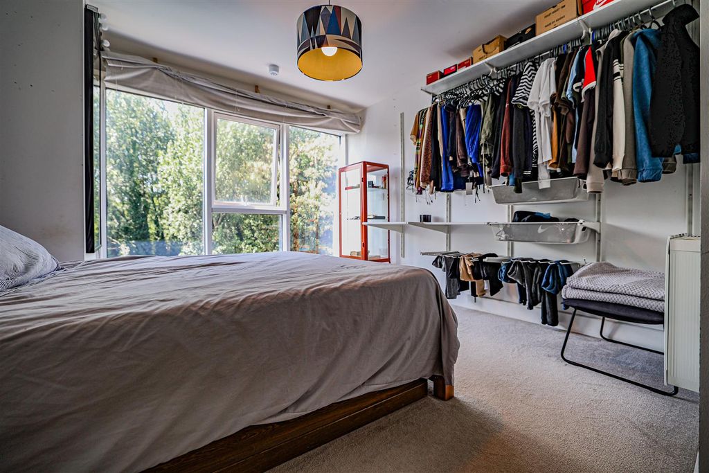 Additional image 11 of 2 bed flat for saleThe Embankment, Nash Mills Wharf, Hemel Hempstead HP3