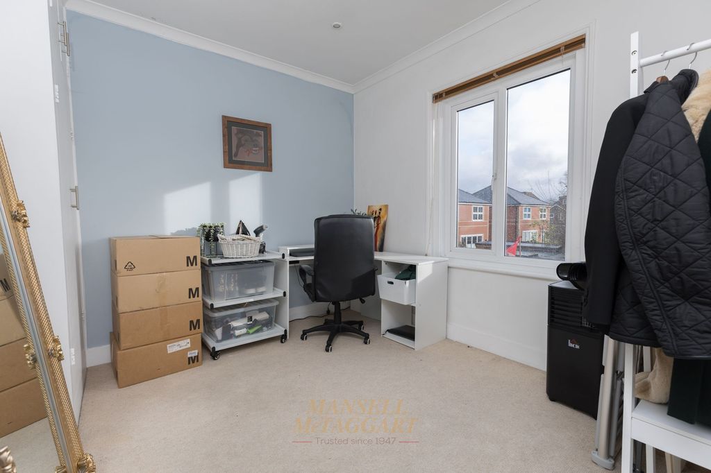 Additional image 12 of 2 bed maisonette for saleBrighton Road, Horley RH6