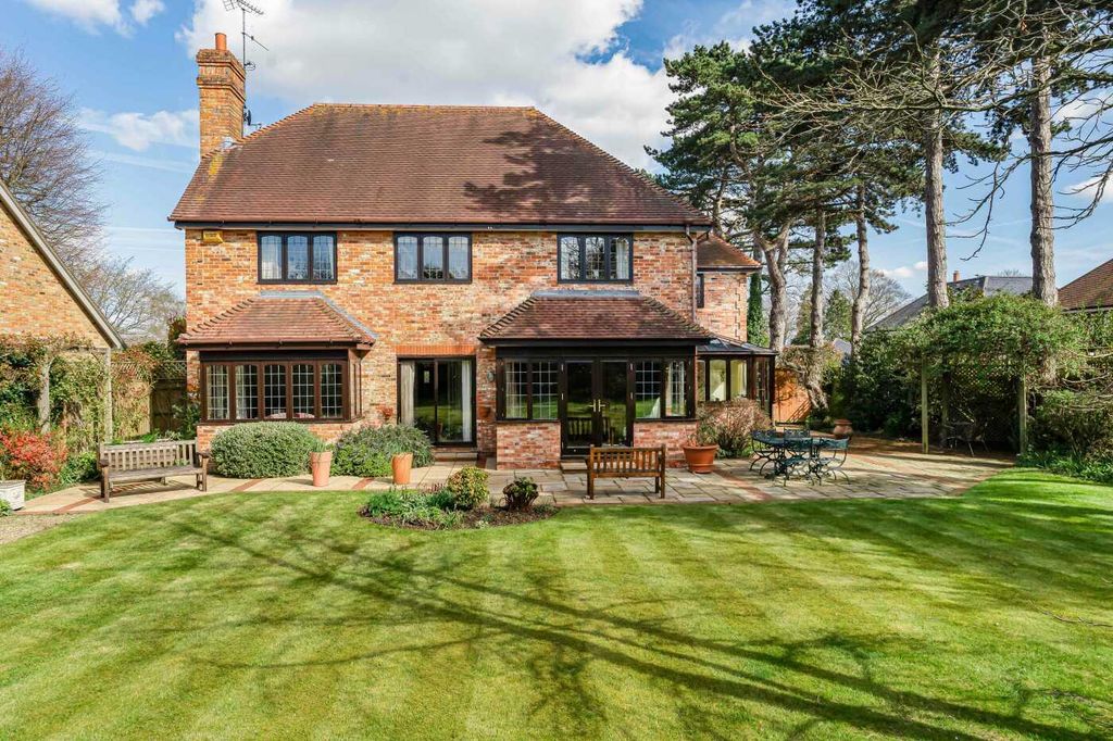 Additional image 20 of 5 bed detached house for saleGreen Lane, Henley-On-Thames RG9
