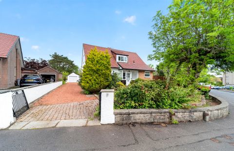 Broomfield Avenue, Newton Mearns, Glasgow G77