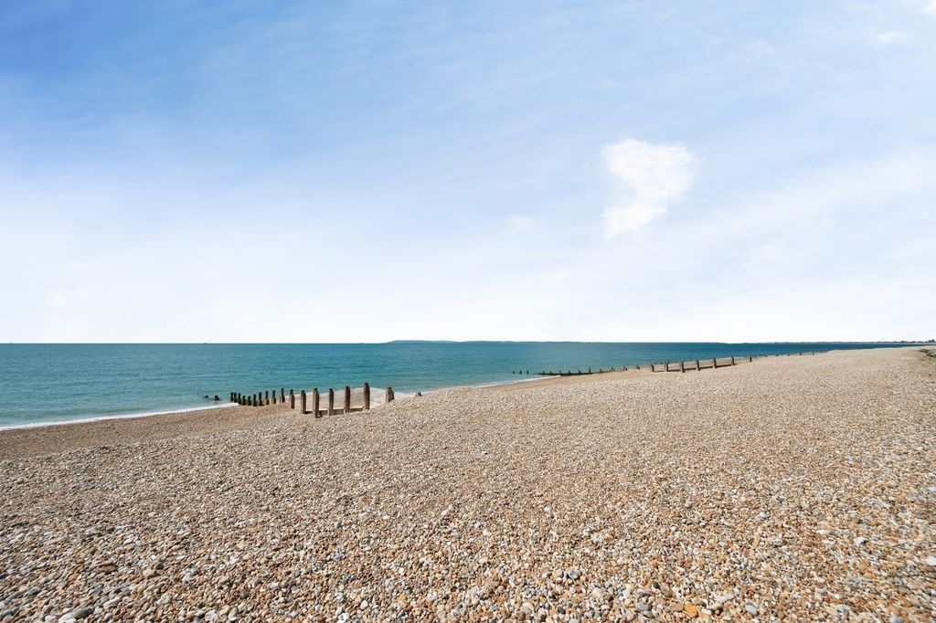Additional image 6 of 2 bed flat for saleSouthwood Road, Hayling Island, Hampshire PO11