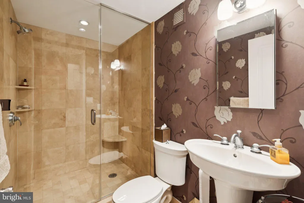 Additional image 21 of 1701 Locust Street Unit 1704, Philadelphia, PA 19103