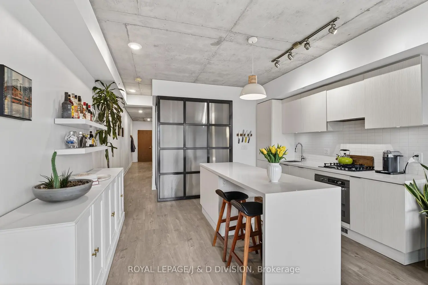 Additional image 2 of 109 Ossington Avenue 322