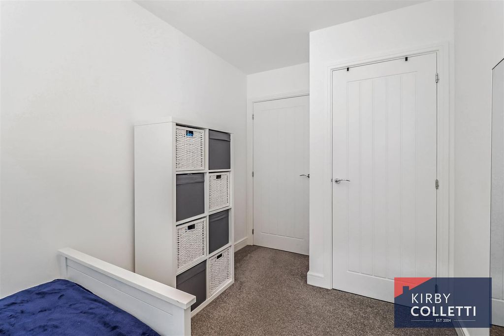 Additional image 13 of 2 bed flat for saleSchofield Way, Hoddesdon EN11