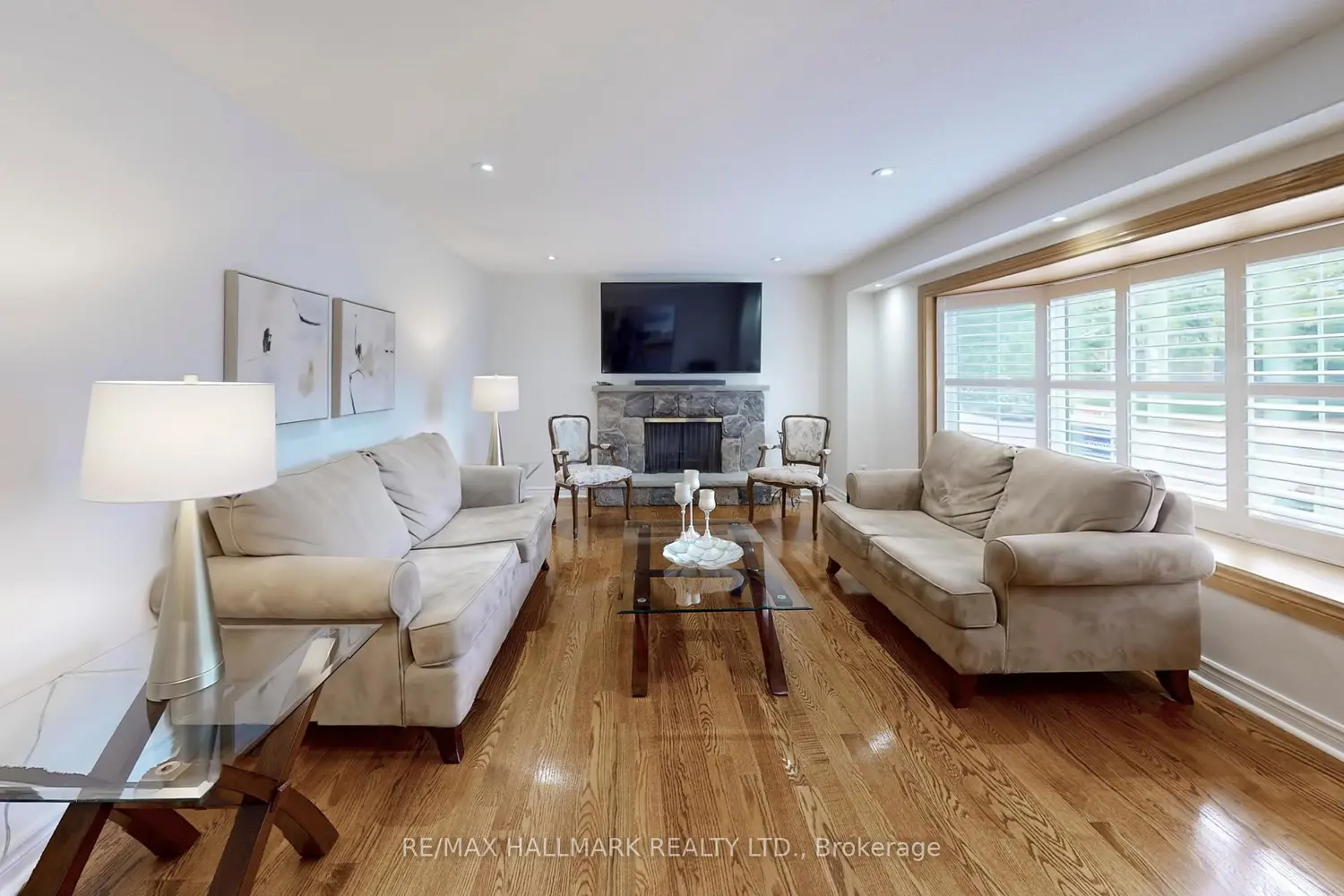 2 Butterfield Drive