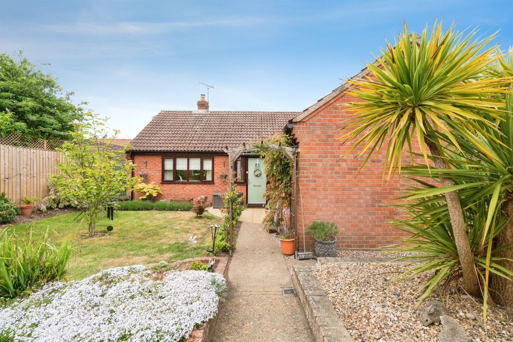 3 bed detached bungalow for saleKerridge Way, Holt NR25