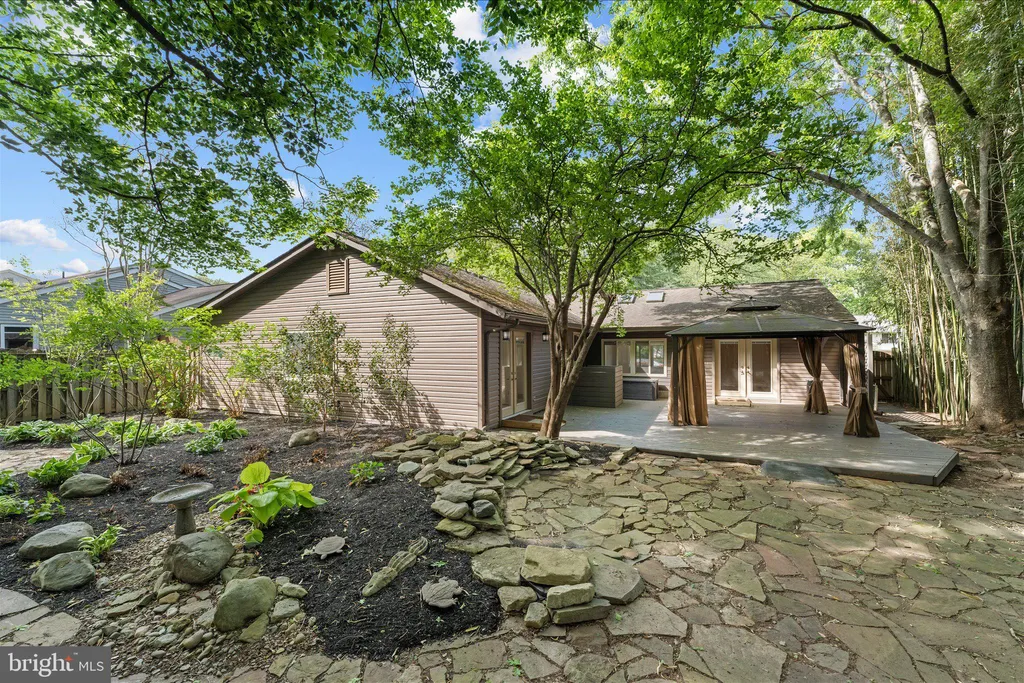 Additional image 14 of 125 Victoria Place, Sterling, VA 20164