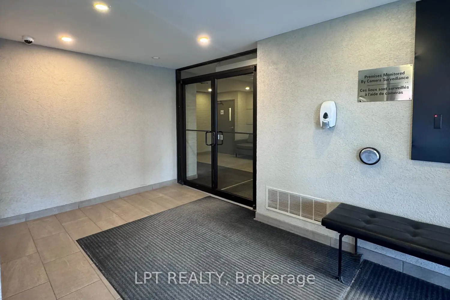 40 Arthur Street 703 photo 2