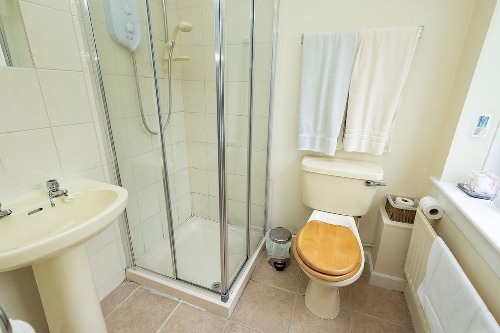Additional image 15 of 9 bed detached house for saleHawthorns B&B, Mey, Thurso, Highland. KW14