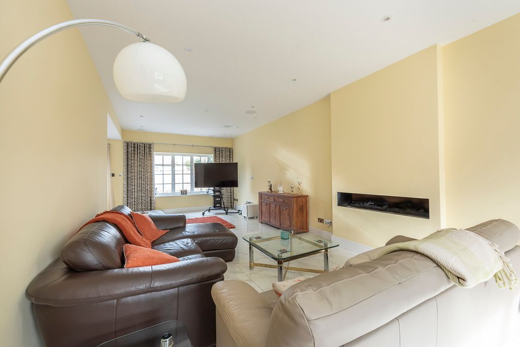 Additional image 5 of 4 bed detached house for saleKirkdale Road, Harpenden AL5