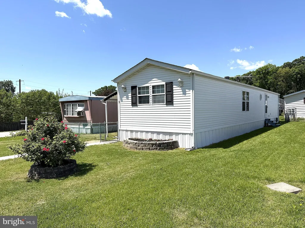1 Judywood Lane, Essex, MD 21221