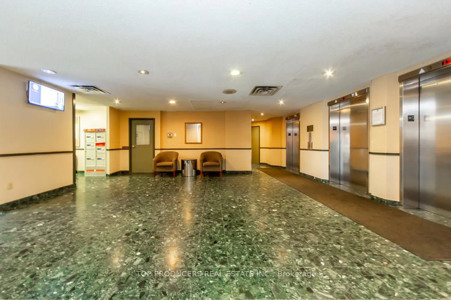 4205 Shipp Drive 2706 photo 3