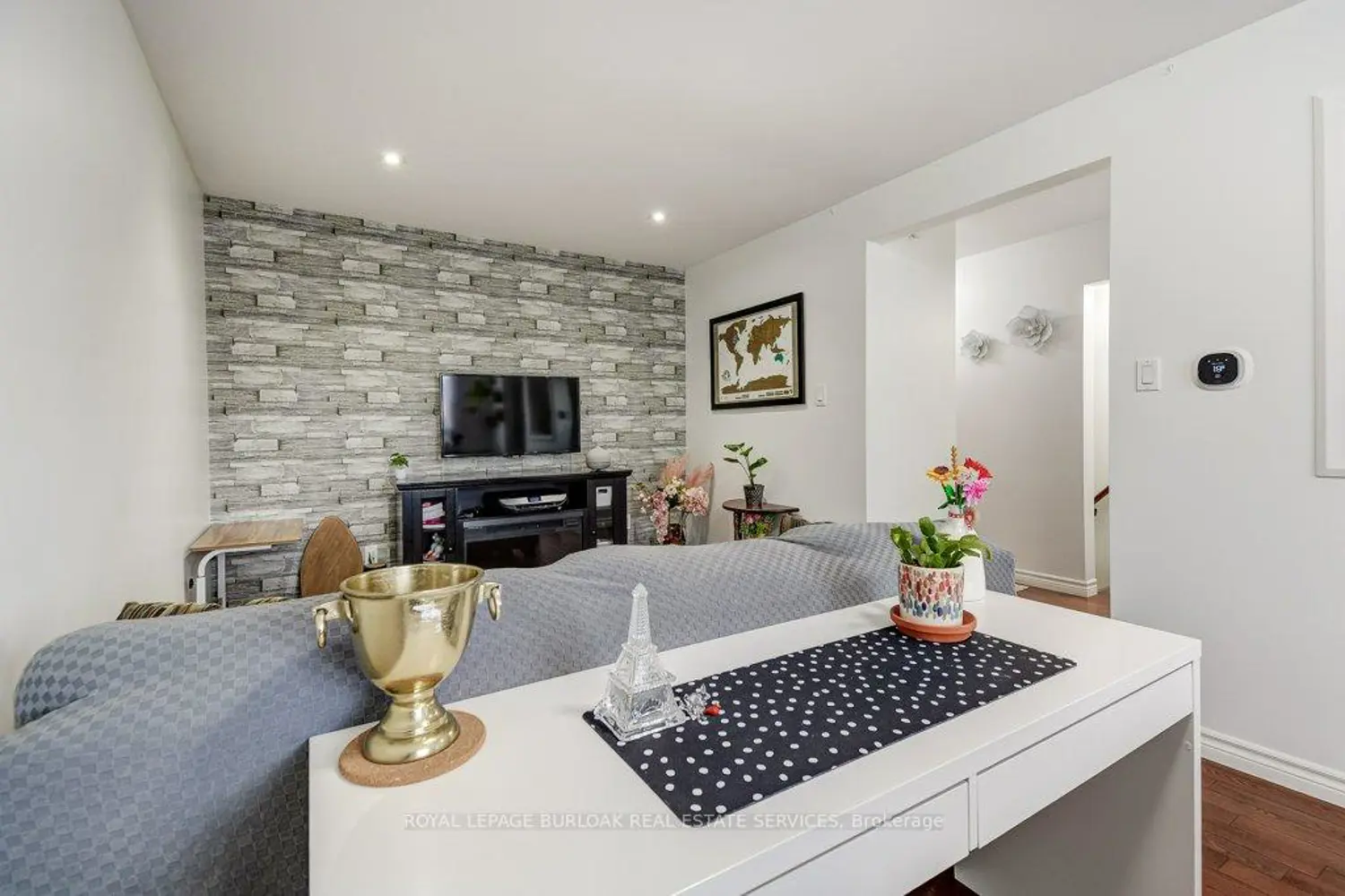 1350 Limeridge Road 18 photo 3